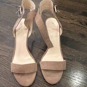 Nine West Cream Suede Heels With ankle strap and buckle size 8.5